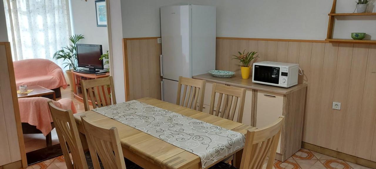 Apartmani Sladana Kampor Esterno foto
